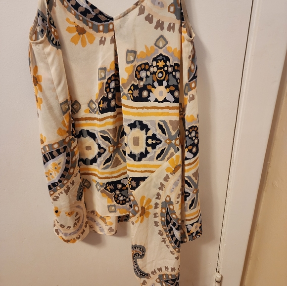 Tank top - Picture 2 of 4